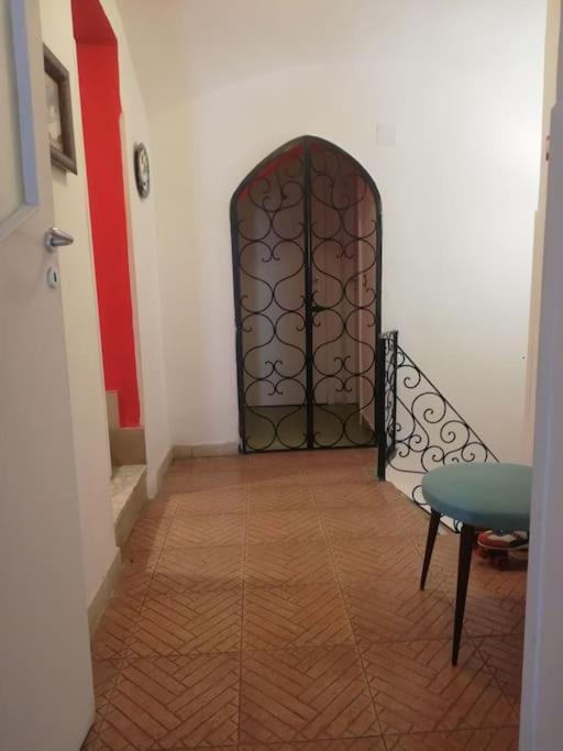 Capa E Coda Appartamento In Centro Storico Naples Exterior photo
