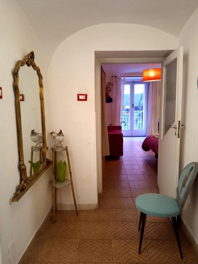 Capa E Coda Appartamento In Centro Storico Naples Exterior photo